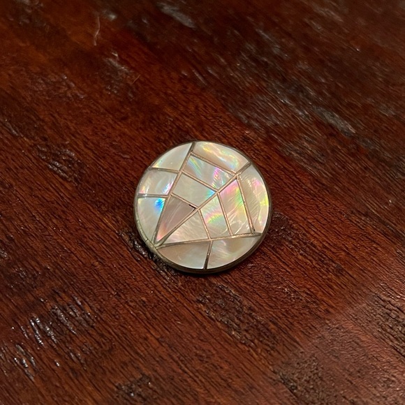 Spiderweb Pearl Pendant, Southwestern Inlay Mother of Pearl Brooch, Signed - Picture 7 of 10